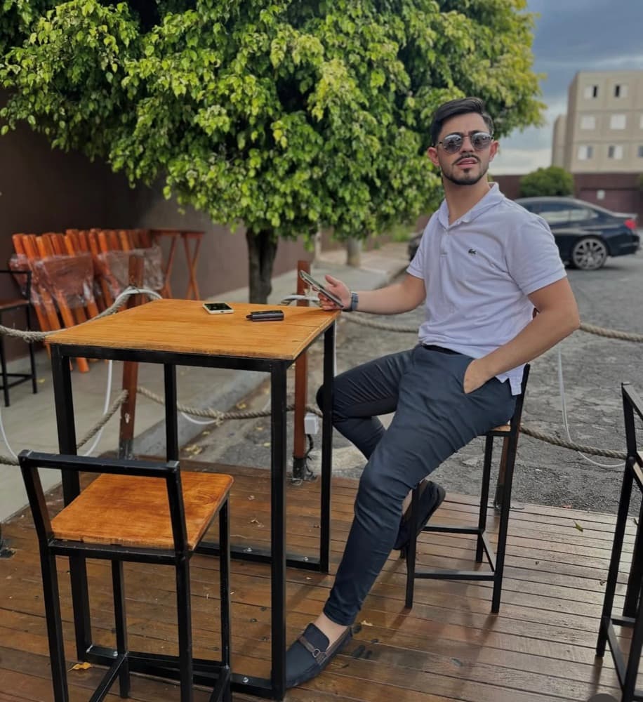 Andrezinho, à frente do marketplace que leva o nome dele
